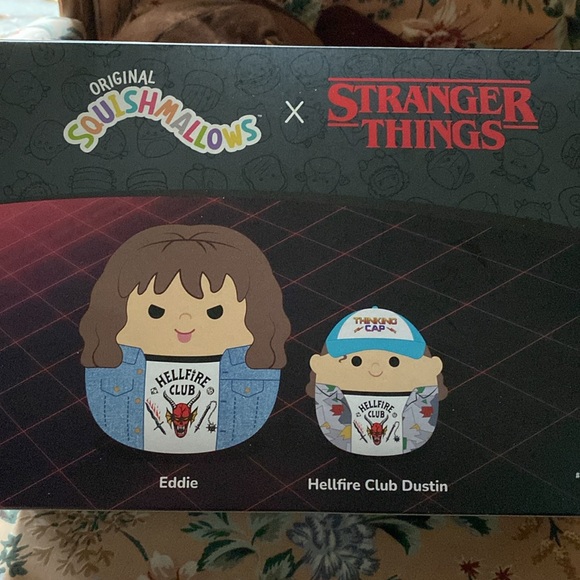 Mint in box Stranger ThingsXSquishmallow Hellfire Club Eddie and Dustin - Picture 5 of 9